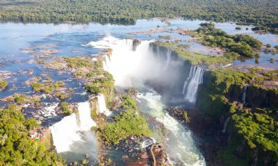 Parque Nacional do Iguau reabre passarela e todas as atraes