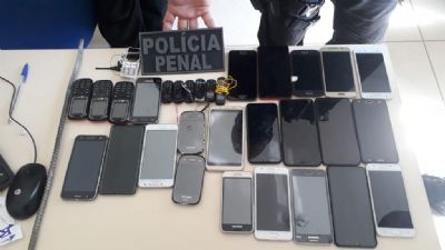 Operao retira 53 celulares de presdio em Lucas do Rio Verde