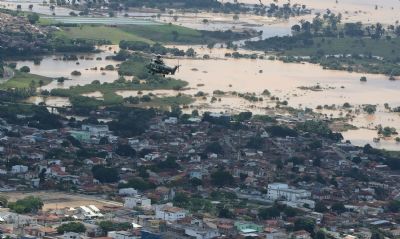 Brasileiro j pode receber alertas de desastres naturais por WhatsApp