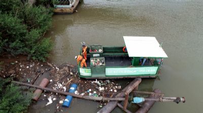 Ribeirinhos e coletores relatam avano na preservao do Rio Cuiab com a Balsa Ecolgica