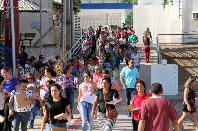 Prefeitura convoca 1,6 mil aprovados no concurso da Educao