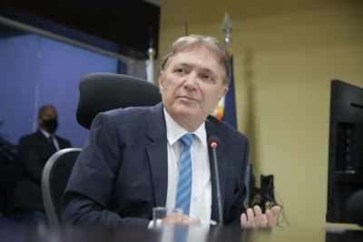 Suspeita de ilegalidade faz TCE suspender licitao de R$ 14,8 milhes de prefeitura
