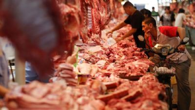 Importao chinesa de carne aumenta 74,4% em junho, para 900 mil toneladas