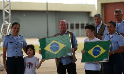 Coronavrus: brasileiros deixam quarentena na Base Area de Anpolis