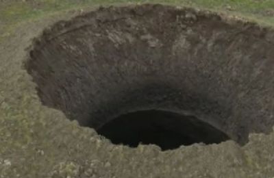 Cratera gigante surge na Rssia e cientistas se negam a dar informaes