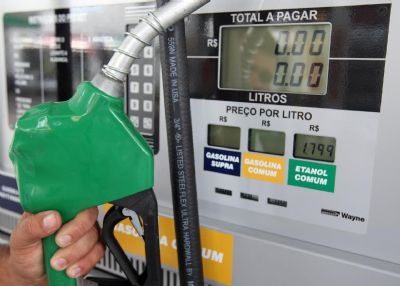 Petrobras anuncia reajustes de 6% para a gasolina e de 5% para o diesel
