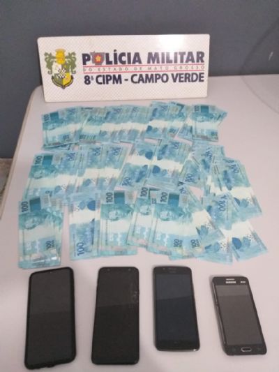 Grupo  preso com R$25,5 mil em notas falsas