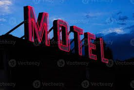 Rapaz leva tiro ao tentar negociar valor de 'momento' em motel