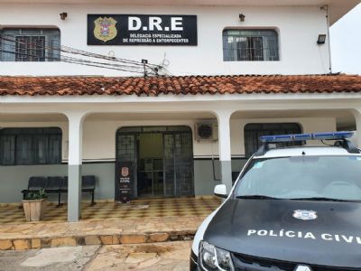 Comrcio de cocana  fechado no bairro Altos da Serra em Cuiab