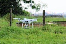 Normativo vai disciplinar o uso de drones na pulverizao de defensivos agrcolas