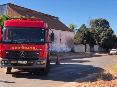 Incndio destri parte de escola em Vrzea Grande