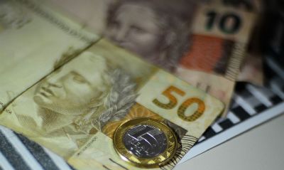Poupana tem retirada lquida de R$ 35,5 bi em 2021