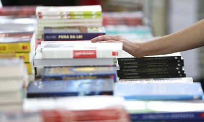 Venda de livros no primeiro semestre aumenta 48,5% em relao a 2020