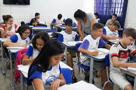 Escolas em So Paulo se preparam para volta s aulas em meio a covid-19