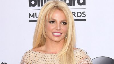 Britney Spears surge em vdeo e tranquiliza fs aps especulaes sobre sua sade: Estarei de volta muito em breve