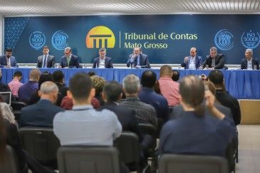 Com debate sobre polticas pblicas e governana, TCE-MT rene autoridades