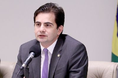 Garcia defende legado de Bolsonaro e promete resistncia contra retrocesso no Brasil