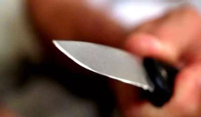 Criminoso mata ex-mulher na frente dos filhos com facadas no pescoo