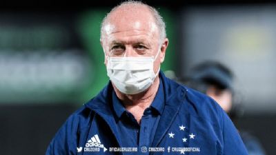 Srie B: Felipo estreia com vitria no Cruzeiro