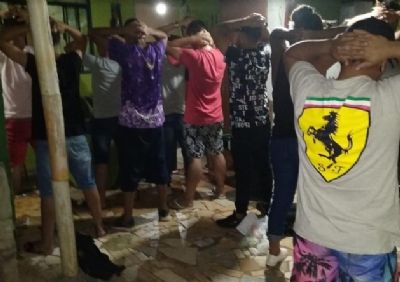 PM e Vigilncia Sanitria encerram festa com aglomerao e adolescentes consumindo bebida alcolica