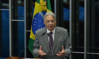 'Cara de pau', diz Bolsonaro sobre FHC falar que vota em Lula em 2022