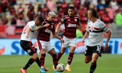 Embalado, Flamengo tenta manter boa sequncia contra o So Paulo