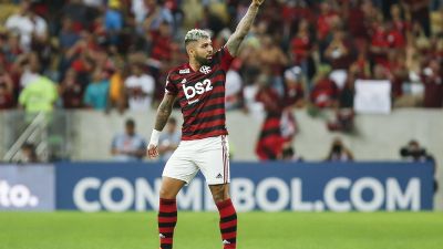 Flamengo encerra preparao para final e Fifa define uniformes e rbitro