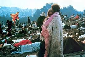 Novo documentrio mostra que Woodstock pendeu entre motim e falncia