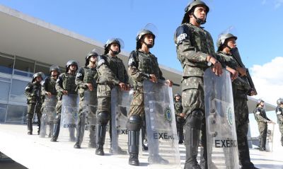 Bolsonaro convoca comandantes das Foras Armadas para reunio de emergncia no Palcio da Alvorada