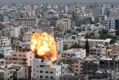 Israelenses e palestinos se enfrentam pelo segundo dia; h pelo menos 12 mortos em Gaza