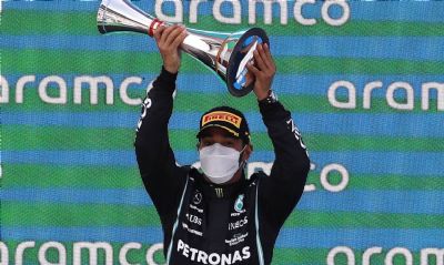 Pela quinta vez consecutiva Lewis Hamilton vence GP da Espanha