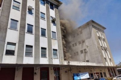 Hospital que pegou fogo ser reaberto para atendimentos na tera-feira