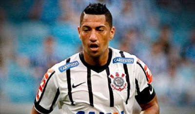 Corinthians encaminha renovao de Ralf at o fim de 2020