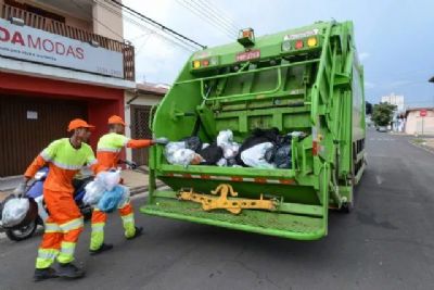 Empresa responsvel  por coleta de lixo  multado por falhas em licitao de gerenciamento de resduos