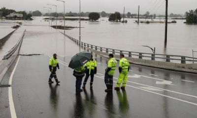 Inundaes na Austrlia desalojam 18 mil pessoas