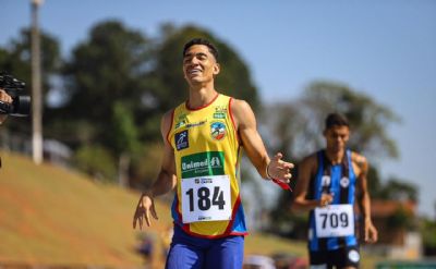 Atleta do projeto Olimpus garante dois ouros e bate recorde no Brasileiro de Atletismo Sub-23