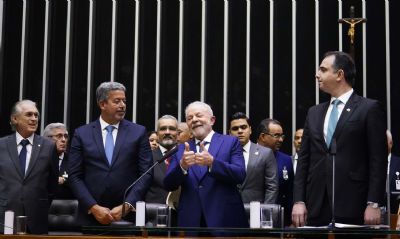 Democracia foi a grande vitoriosa, diz Lula em discurso de posse