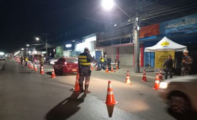 Operao Lei Seca prende 15 motoristas por embriaguez ao volante em Cuiab