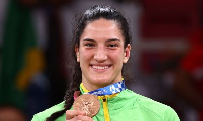 Mayra Aguiar conquista bronze no jud na Olimpada de Tquio