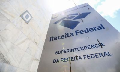 Receita Federal deixa de exigir autenticao de documentos