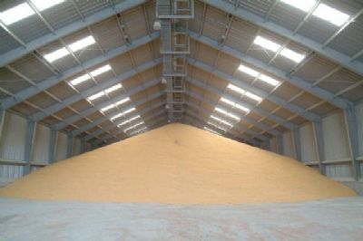Mato Grosso tem dficit de 98% para armazenar safra de milho