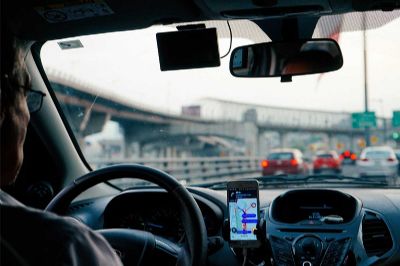Motorista de Uber no tem vnculo empregatcio com aplicativo, diz STJ