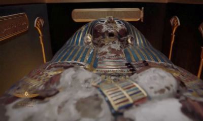 Mmias egpcias desfilaram pelo Cairo a caminho do novo museu