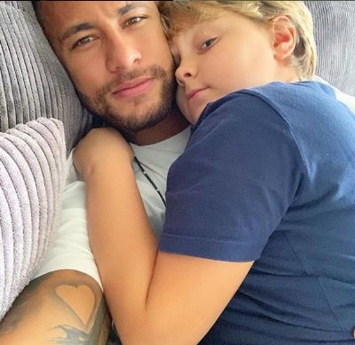 Neymar no paga R$ 50 mil pelo parto do filho aps oito anos, e mdico pede percia