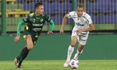 Palmeiras recebe Defensa de olho na liderana geral da Libertadores