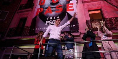 Socialistas vencem na Espanha e ultradireita elege deputados pela 1 vez