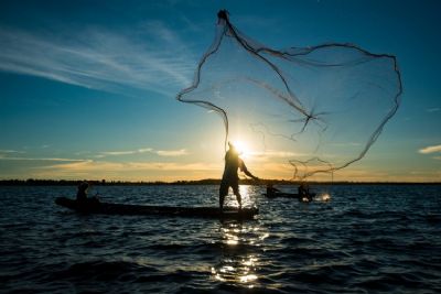 Secretaria de Aquicultura e Pesca cancela 160 licenas de pescadores em dez estados