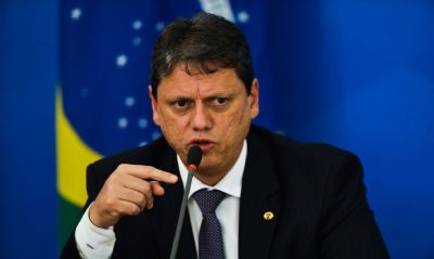 Projeto da Ferrogro ter colcho financeiro em hipteses de risco, diz ministro
