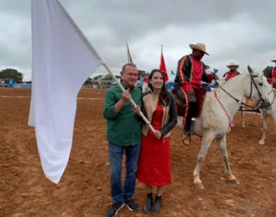 Em Pocon deputada exalta cultura de Mato Grosso e prestigia Cavalhada