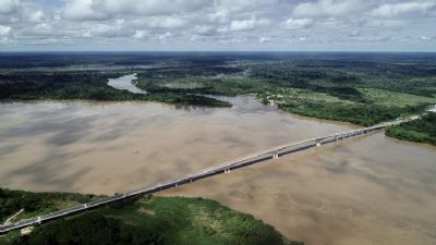 Vdeo | Ponte que liga Rondnia e Acre leva economia  populao de tempo e dinheiro